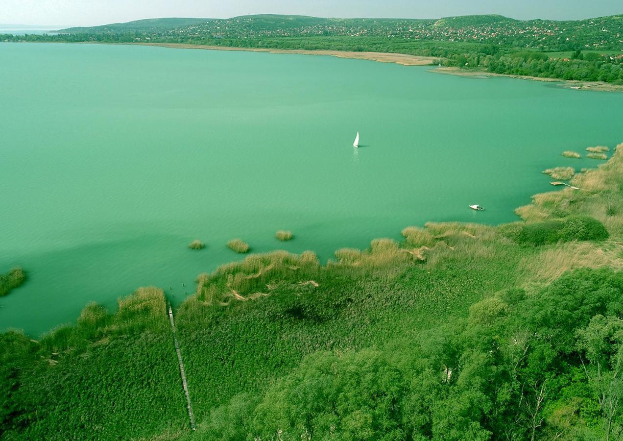 Fuzliget Surf Garden Appartement Balatonfůzfő Buitenkant foto